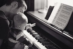 儿童发展101：Thetsy-Bitsy学者–音乐可以使您的婴儿更聪明吗？