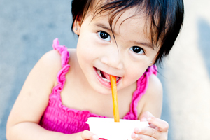 ¿Café, té o leche? Respuesta a lo que los padres le dan a sus niños pequeños puede sorprenderlo