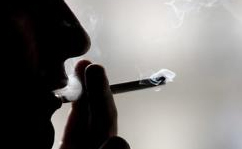 Ang Secondhand Smoke na Naka-link sa Pagkawala ng Pagbubuntis
