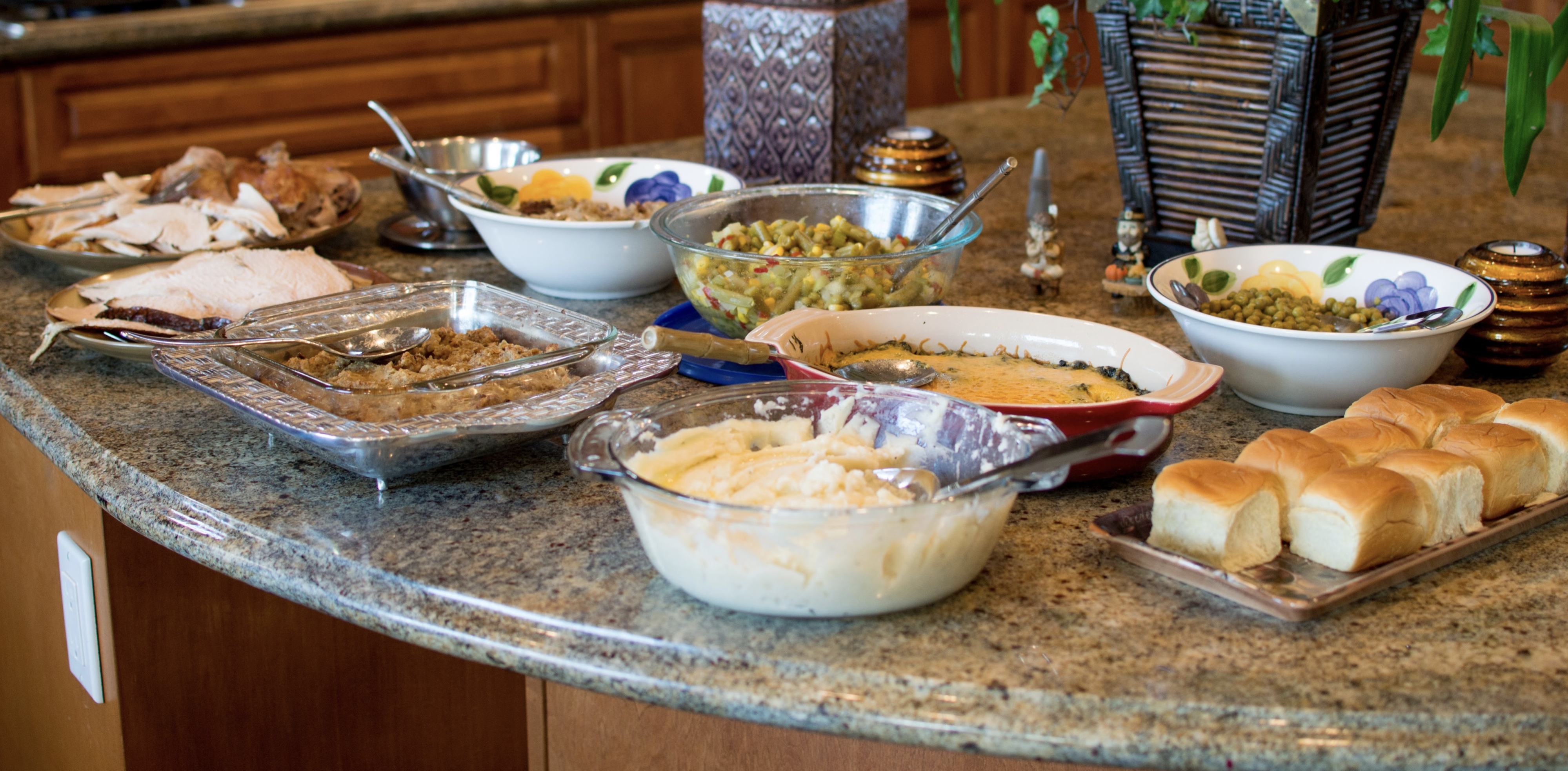 5 Công thức nấu ăn 5 (Sáng tạo) đầu tiên của LA cho Đồ ăn thừa trong Lễ Tạ ơn