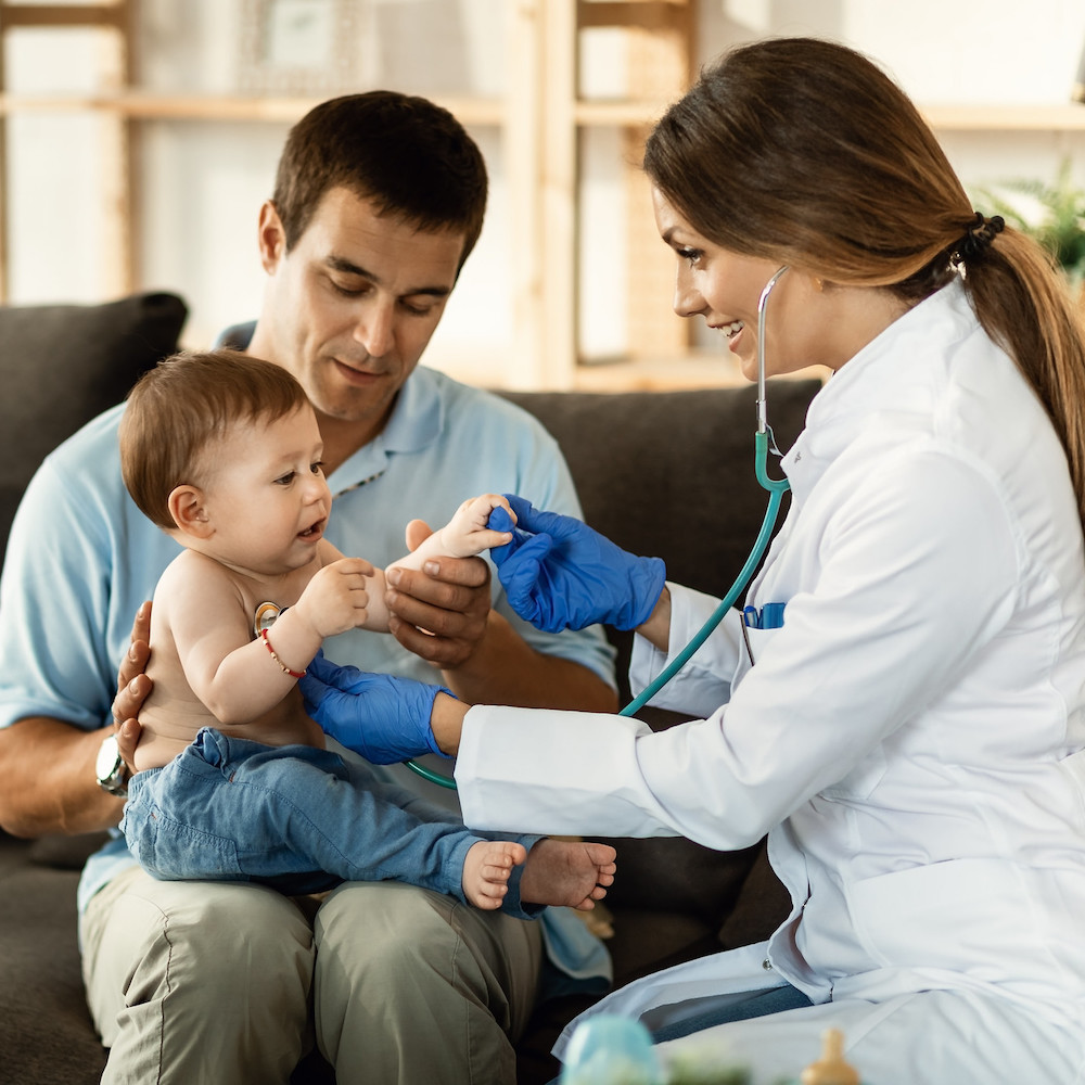 制造新闻：幼儿和 Covid 疫苗：犹豫不决的父母，忠诚的医生
